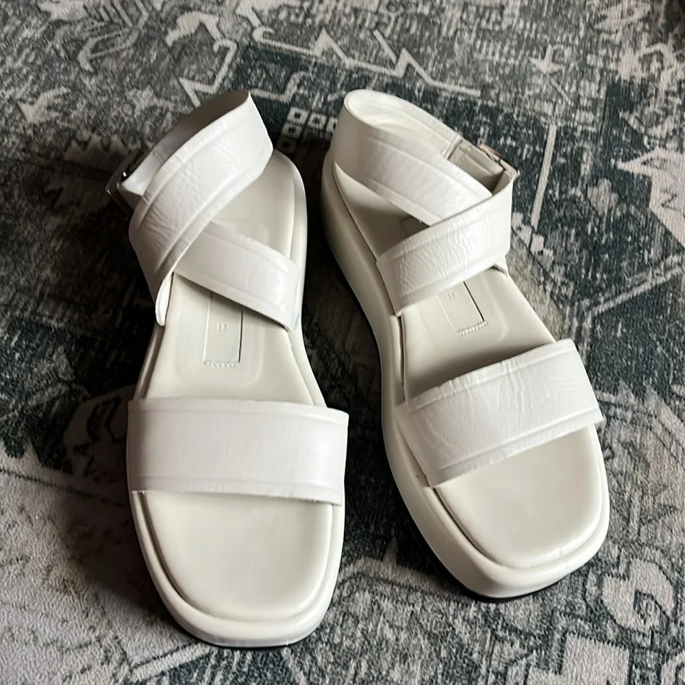 Zara women’s leather White Platform Sandals size 38 US 7.5 - Picture 3 of 8